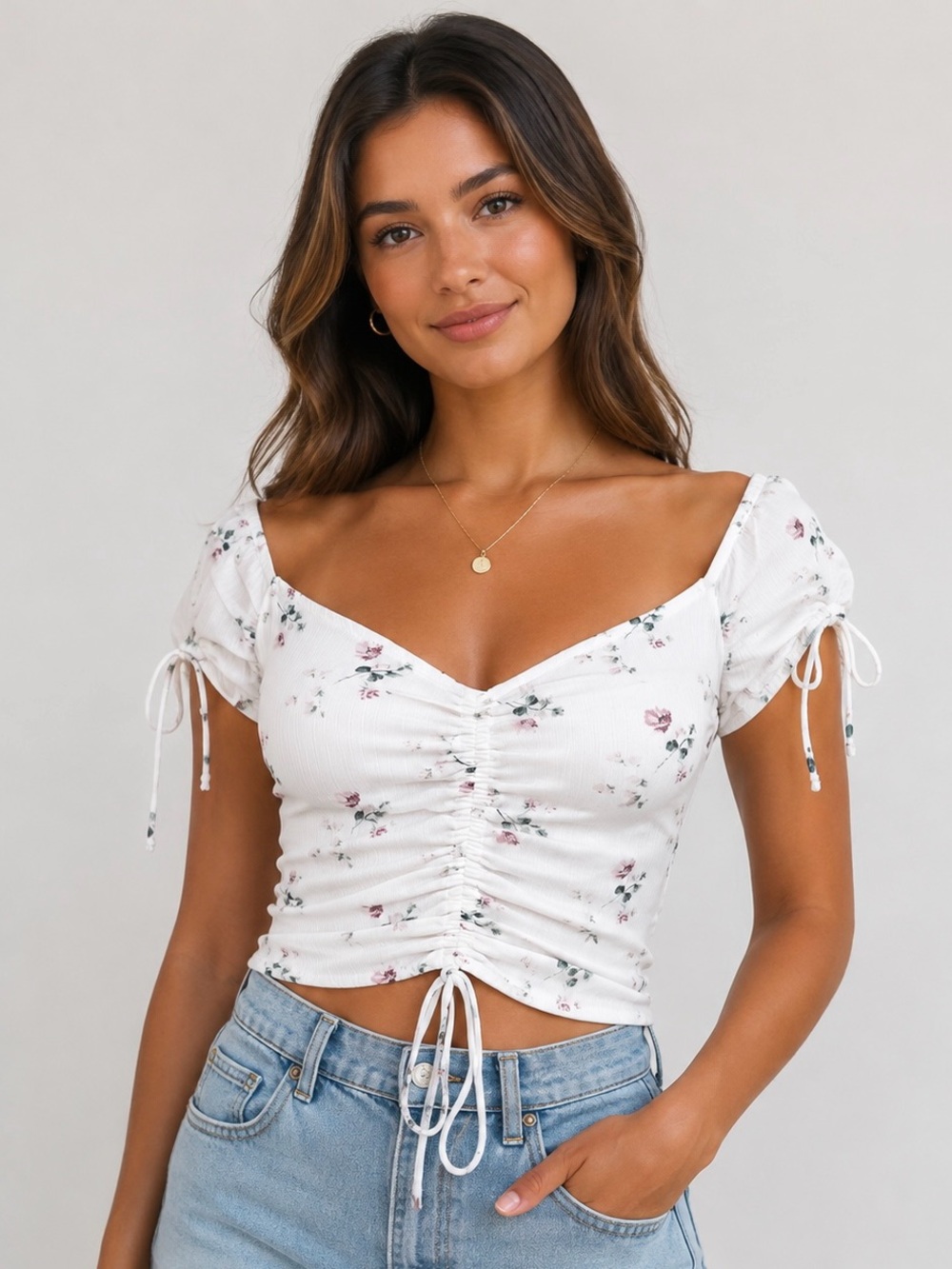 Ruched Floral White Crop Top with Abercrombie & Fitch Size S